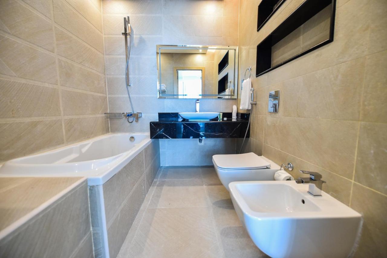 Waterfront Hotel Apartment Lusail Dış mekan fotoğraf