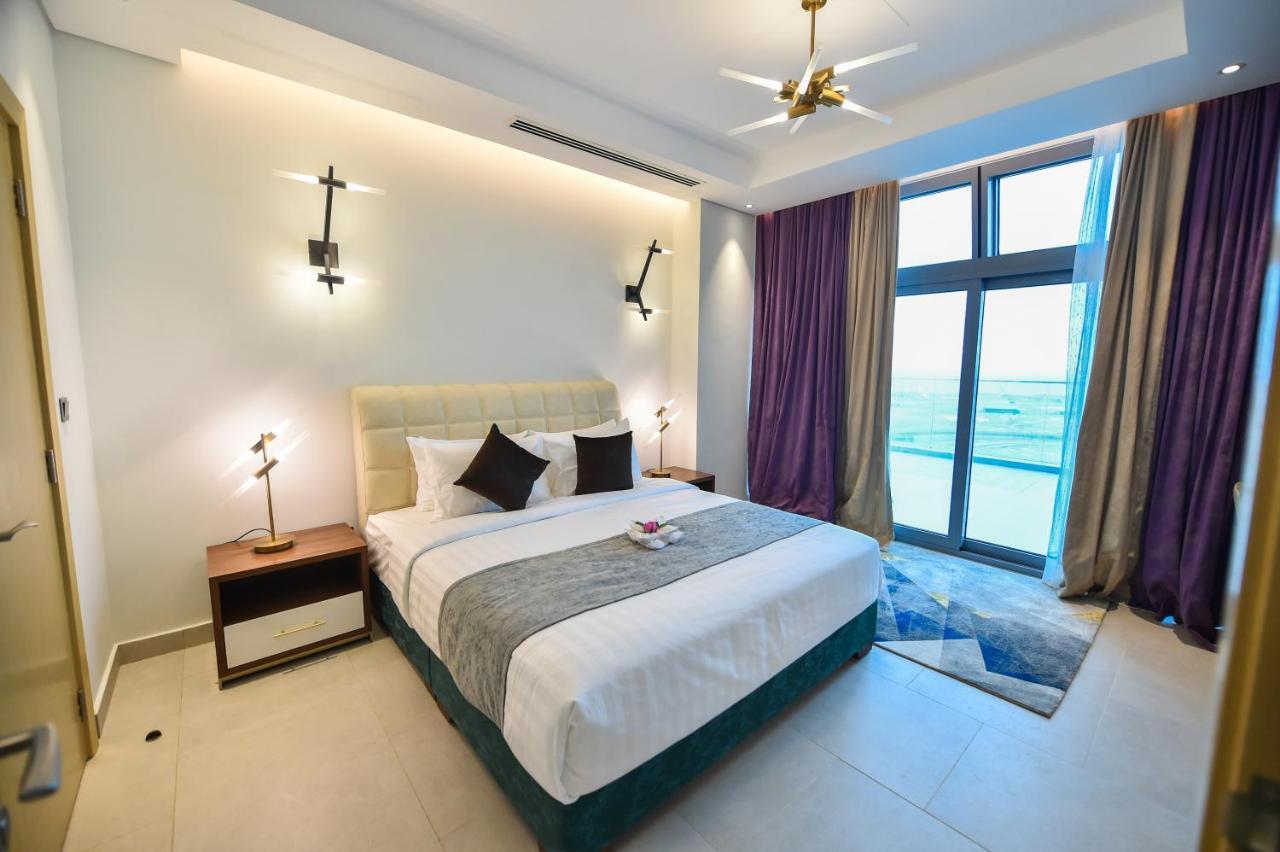 Waterfront Hotel Apartment Lusail Dış mekan fotoğraf A bedroom at the hotel