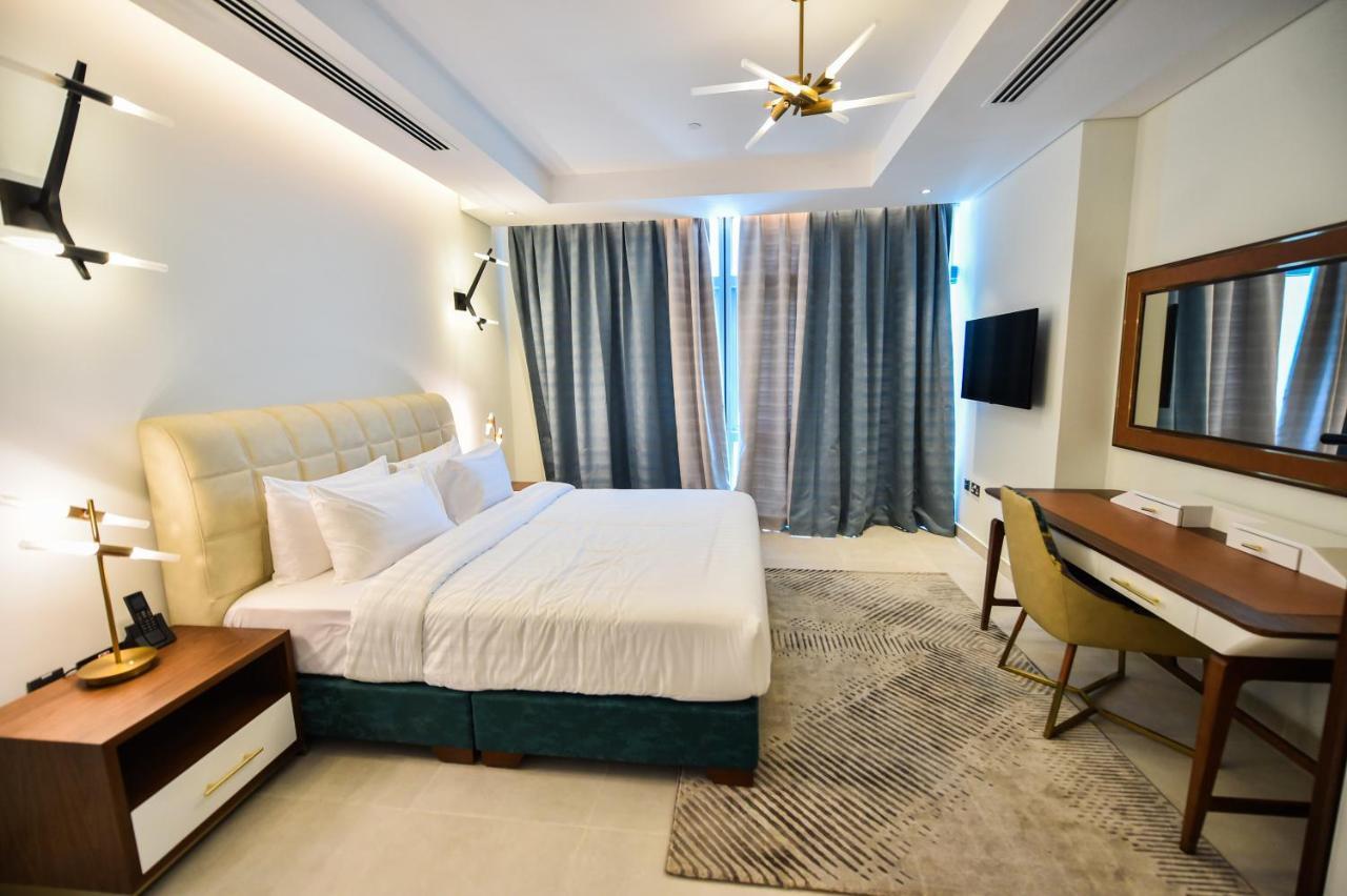 Waterfront Hotel Apartment Lusail Dış mekan fotoğraf A bedroom at the hotel